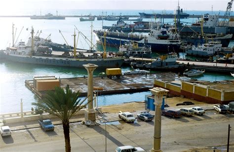 Lybie - Reportage | le port de Benghazi - oct 1978 | Alexis François | Flickr