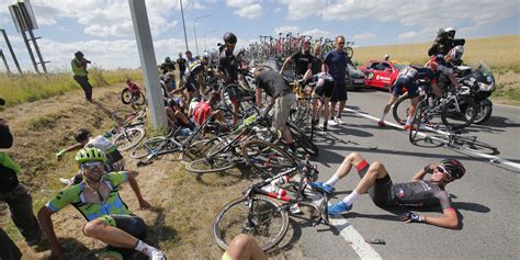 Horrible Tour De France Crash Brings Down 20 Riders, Briefly Stops Race | HuffPost