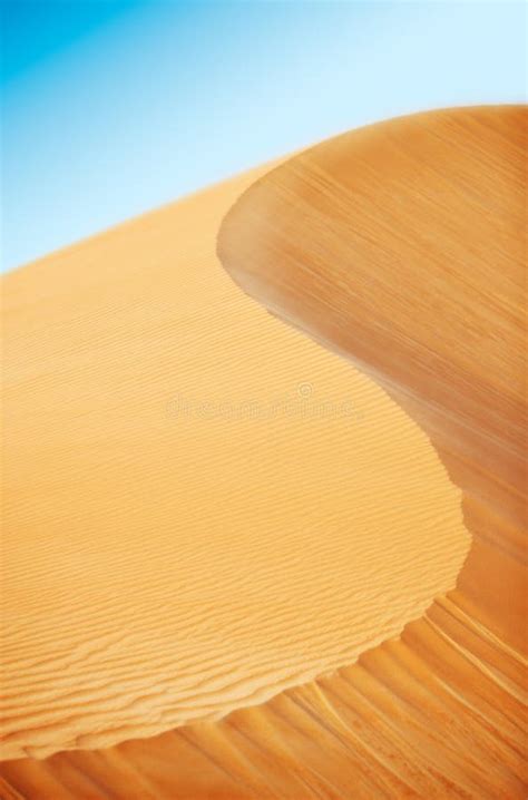 Rolling Sand Dunes of the Arabian Desert Stock Image - Image of arabic, africa: 27444931