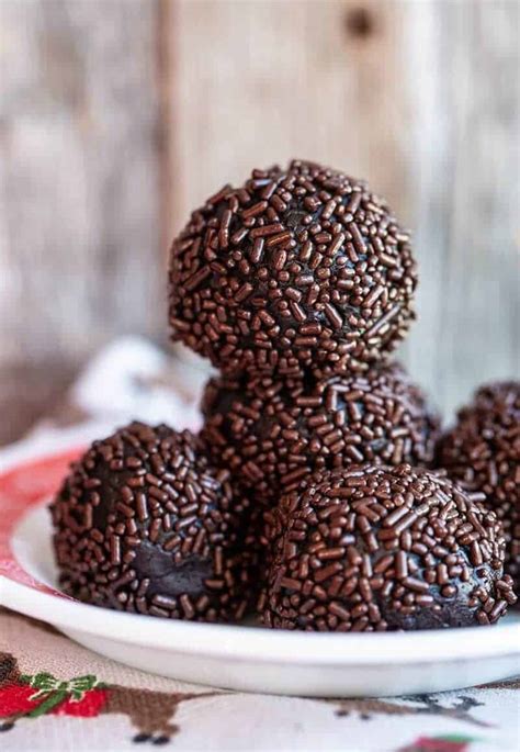 Chocolate Bourbon or Rum Balls Recipe - The Kitchen Magpie