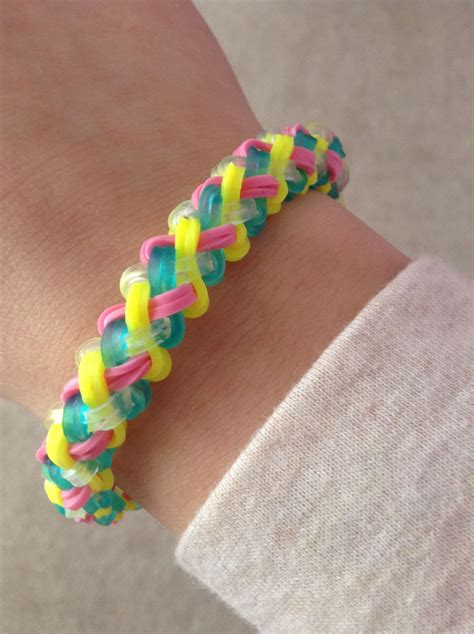 RAINBOW LOOM braided bracelet. SUPER EASY!! Rainbow Loom Bracelets Easy ...