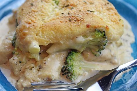 Chicken Alfredo Crescent Bake – Through the Cooking Glass