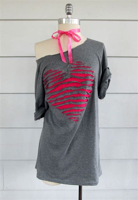 WobiSobi: "Re-Style #56 Heart Shaped, Off the Shoulder Tee-Shirt