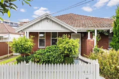 120 Houses for Sale in Arncliffe, NSW, 2205 | Domain