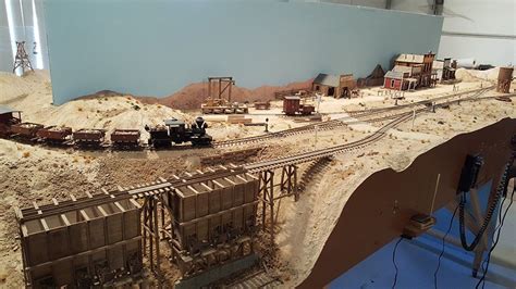 Tom's On30 mining layout - Model railroad layouts plansModel railroad layouts plans