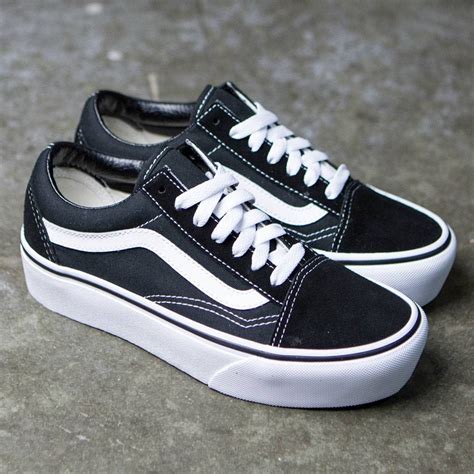 Vans Women Old Skool Platform black white