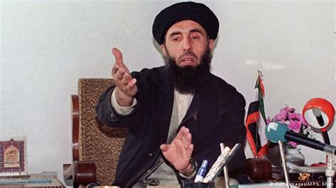 Afghan warlord Gulbuddin Hekmatyar urges Taliban to end war | DW Learn ...