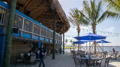 Boathouse restaurant at Cape Coral Yacht Club reopens: A first look