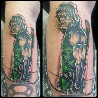 Green arrow tattoo | Geek tattoo, Arrow tattoo, Tattoos