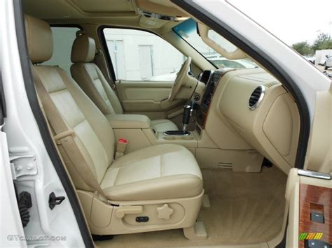 2006 Ford explorer eddie bauer interior