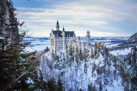 Winter Wonderland: Photograph Neuschwanstein Castle