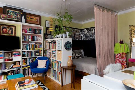 New York Studio Apartment Tour: A Small, Colorful Home | Apartment Therapy