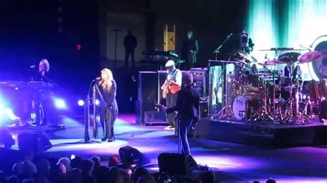 FLEETWOOD MAC: DREAMS Live in Atlantic City 1/24/15 - YouTube