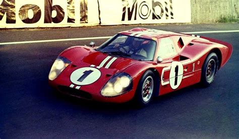 A. J. Foyt / Dan Gurney (Shelby American - Ford GT40 Mk IV) les ...