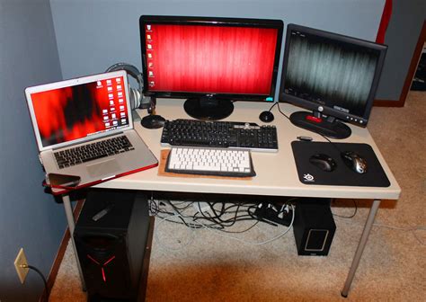 My computer setup | Computer setup, Computer room, Pc setup