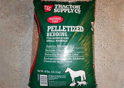 Unbiased Tractor Supply Natural Pine Pellet Cat Litter Review - Cats.com