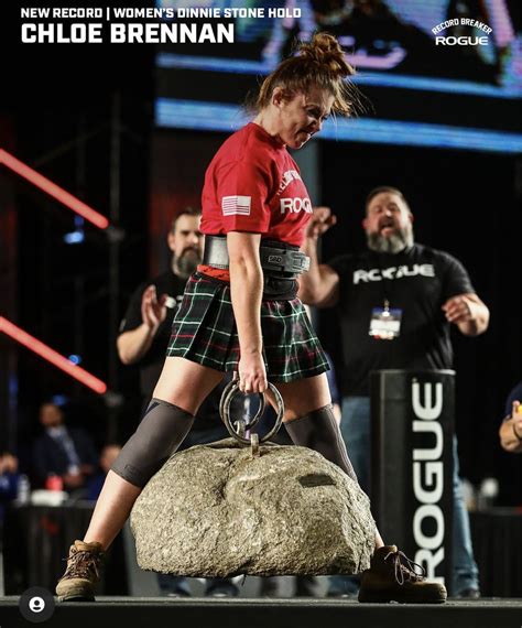 140lb strongwoman Chloe Brennan lifts 733lb Dinnie Stones in ...