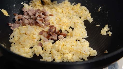 Easy Chahan Recipe (Japanese-style Pork and Egg Fried Rice) - Cooking ...