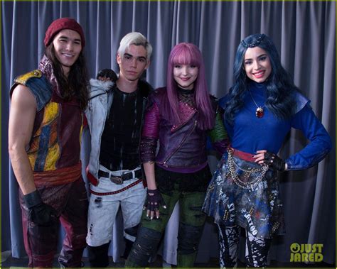 the descendants cast performed on dancing with the stars and they ...