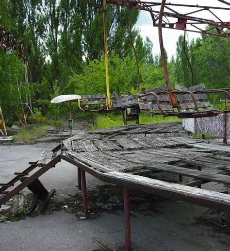 Creepy Chernobyl Disaster-Area Photos | Chernobyl, Chernobyl disaster ...