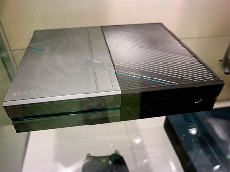 Here is Microsoft's Halo 5 special edition Xbox One | Windows Central