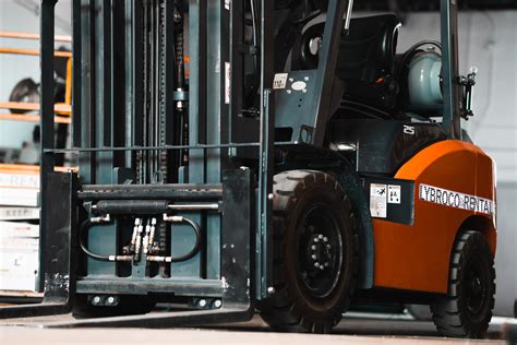 5 Forklift Rental Essentials to Keep in Mind | Lybroco Rentals