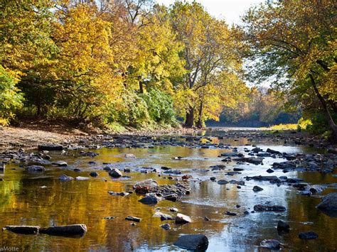 The Kankakee River State Park offers some excellent trails along the river. | Kankakee river ...