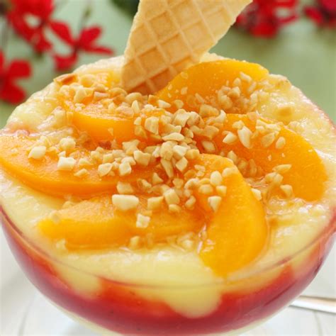 Custard With Fruits Recipe