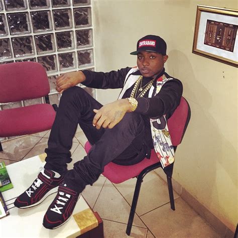 Davido Shows His "Holy" Side To Twitter Fan Who Attacked Him Online ...