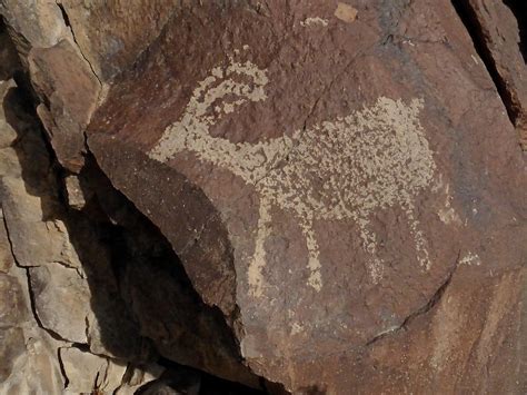 Ken's Photo Gallery: Rock Art Photos taken at Sloan Canyon NCA