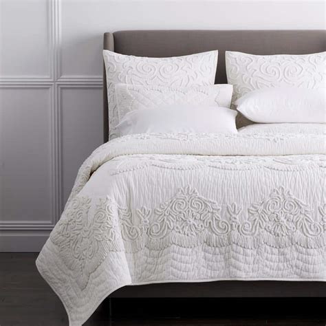 The Company Store Belgravia White Floral Cotton King Quilt 50644Q-K-WHITE