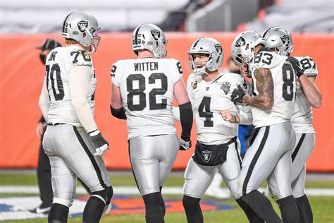 Las Vegas Raiders offense: Most positions are settled - Silver And ...