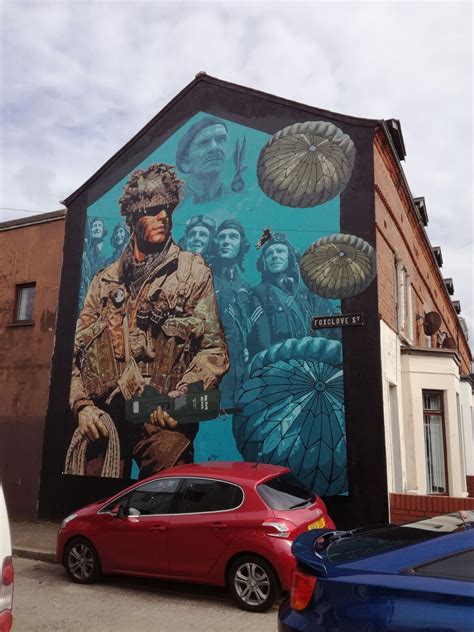 Pin by Colleen Switzer on Northern Ireland | Belfast murals, Belfast ...