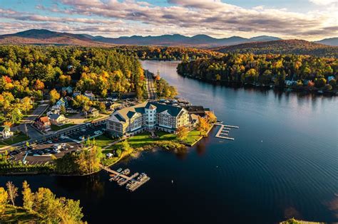 Saranac Waterfront Lodge | Hotel in Saranac Lake Village | Adirondacks