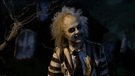 Beetlejuice Its Showtime GIF - Beetlejuice Its Showtime Scary ...