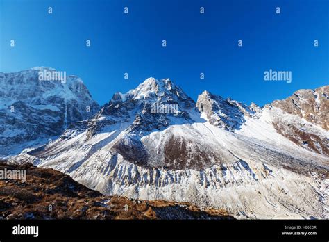 Kanchenjunga climb hi-res stock photography and images - Alamy