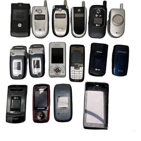 Lot Of 20 Old School Phones Nokia, Samsung , LG, Sony N More Plus Some ...