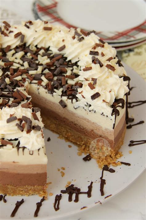 No-Bake Triple Chocolate Cheesecake! - Jane's Patisserie