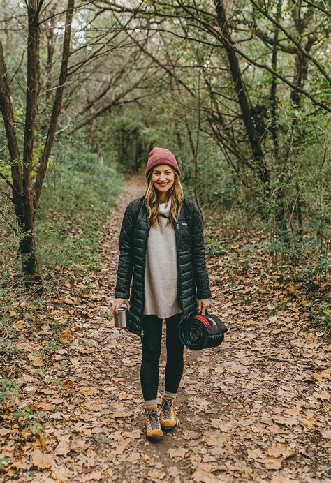 What To Wear: Fall Hike - LivvyLand | Austin Fashion and Style Blogger