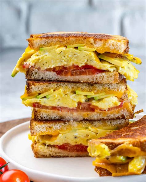 Easy Breakfast Egg Sandwich - Healthy Fitness Meals