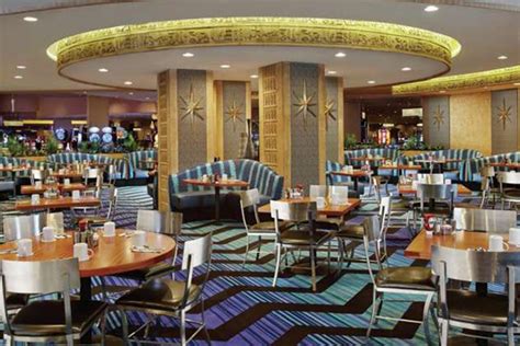 Pyramid Cafe – Luxor – Las Vegas – Menus and pictures