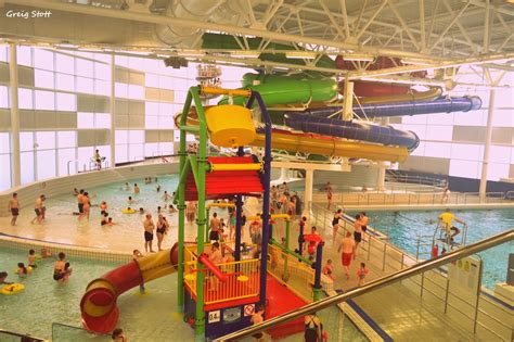 Photography, LIFE and other things: New Olympia Swimming and Leisure Centre - Dundee