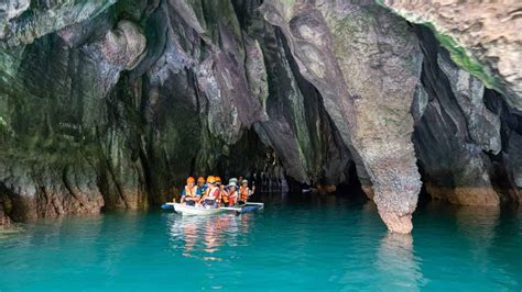 Puerto Princessa Underground River - Things to do in Palawan Philippines - GETTING STAMPED