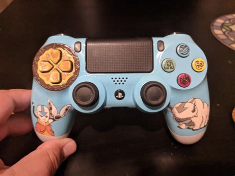 Check out my custom painted Avatar PS4 Controller! (Commissioned by me) : TheLastAirbender