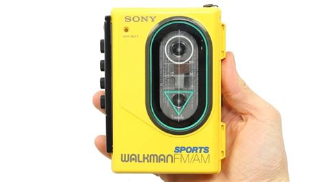 In Remembrance Of: A History Of The Walkman Complex | atelier-yuwa.ciao.jp