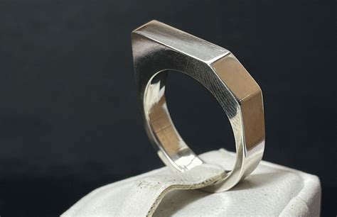 Hollow form ring on Behance