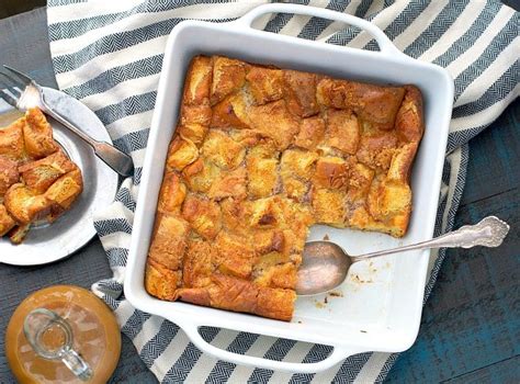 Holiday Spice Bread Pudding - The Seasoned Mom