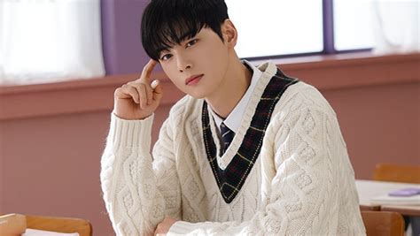 Photos Of ASTRO's Cha EunWoo as Lee SuHo From Drama "True Beauty" - Kpopmap