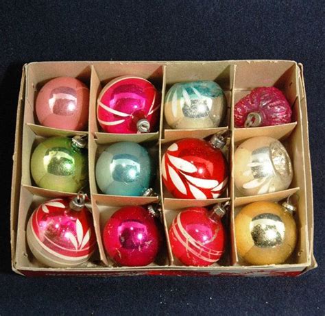 Japan Christmas Ornaments Set of 12 in Box | Etsy | Ornament set ...