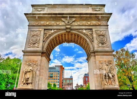 Washington Square Arch High Resolution Stock Photography and Images - Alamy